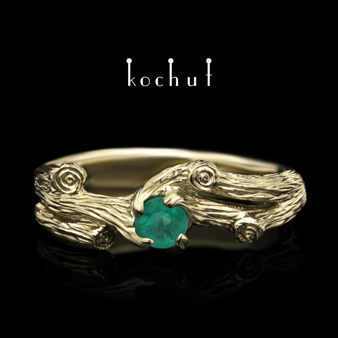 Ring «Twig». Yellow gold, emerald