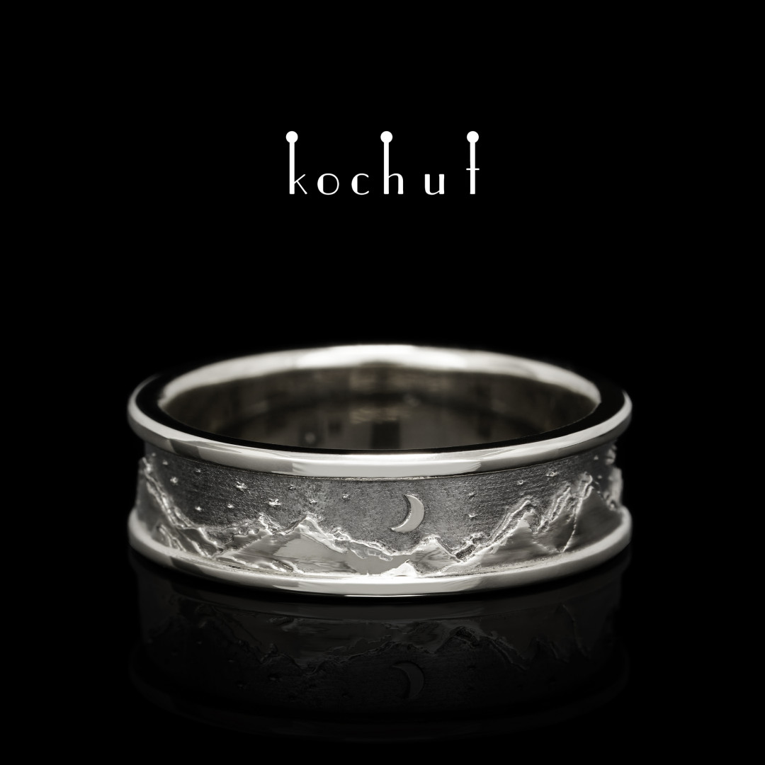 Wedding ring of «Peaks of Love: sun and moon». Silver, oxidized