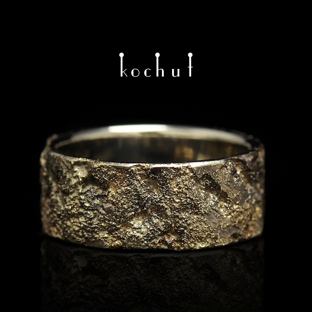 Wedding ring «Soul and body». White, yellow gold