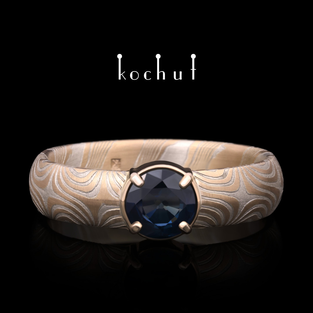 Ring mokume «Orion». Red gold, etched silver, sapphire