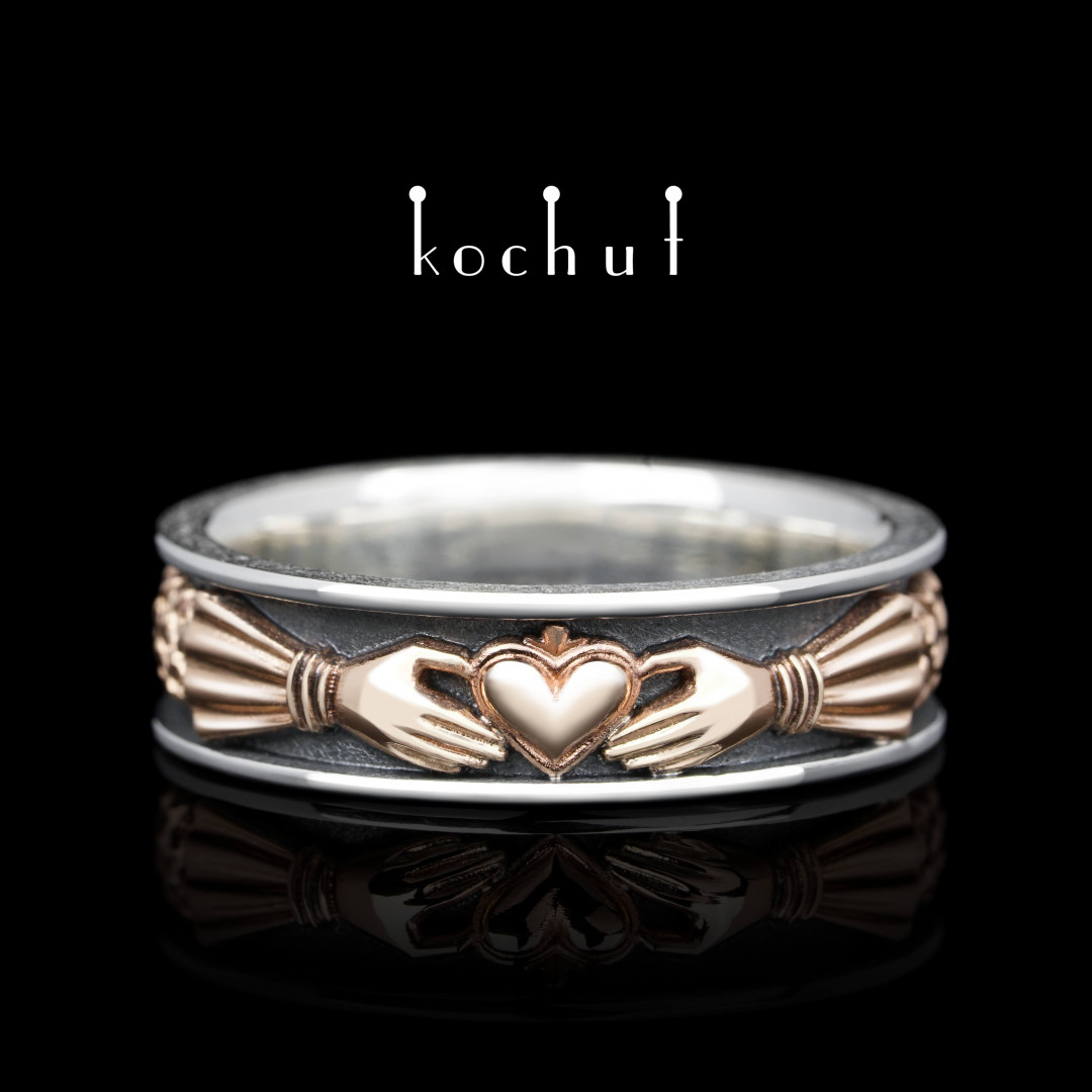Claddagh Ring «Heart of the Marquis». Silver, oxidized, red gold