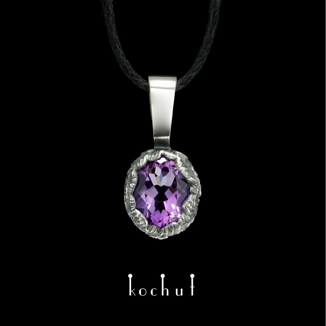 Pendant «The Source of Life». Silver, oxidized, amethyst