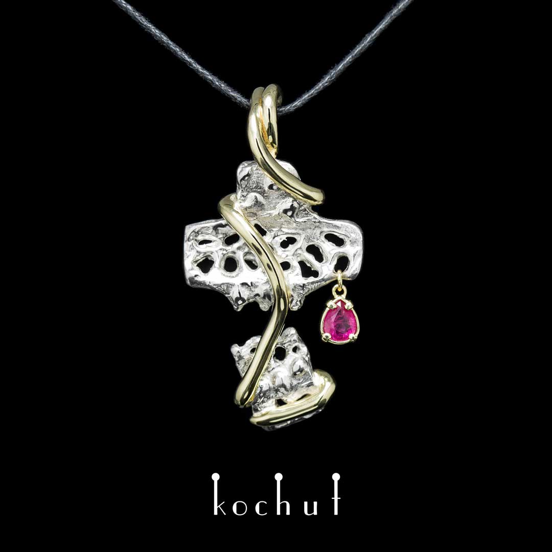 Cross «The power of hope». Silver, yellow gold, ruby