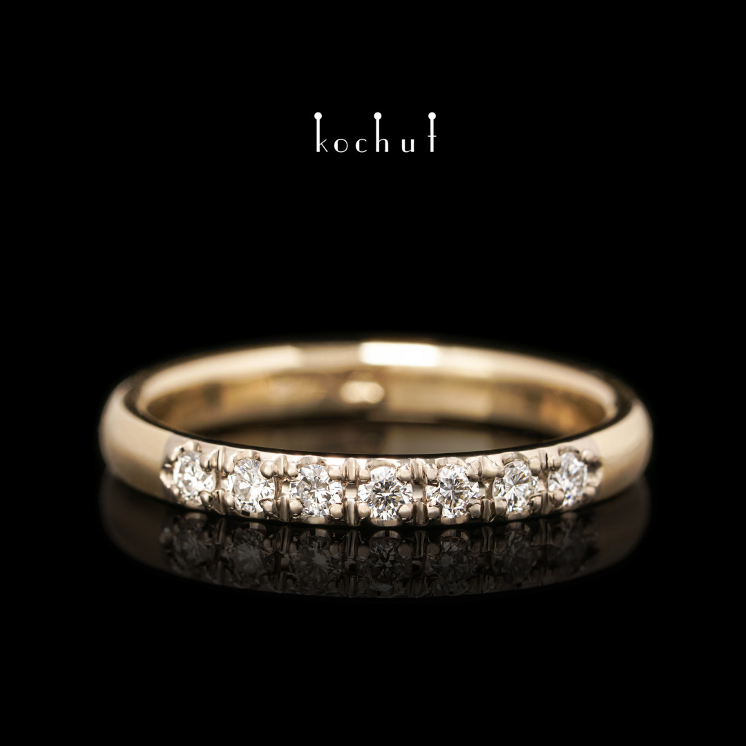 Engagement ring «Subtle undertone». Yellow and palladium gold, diamonds