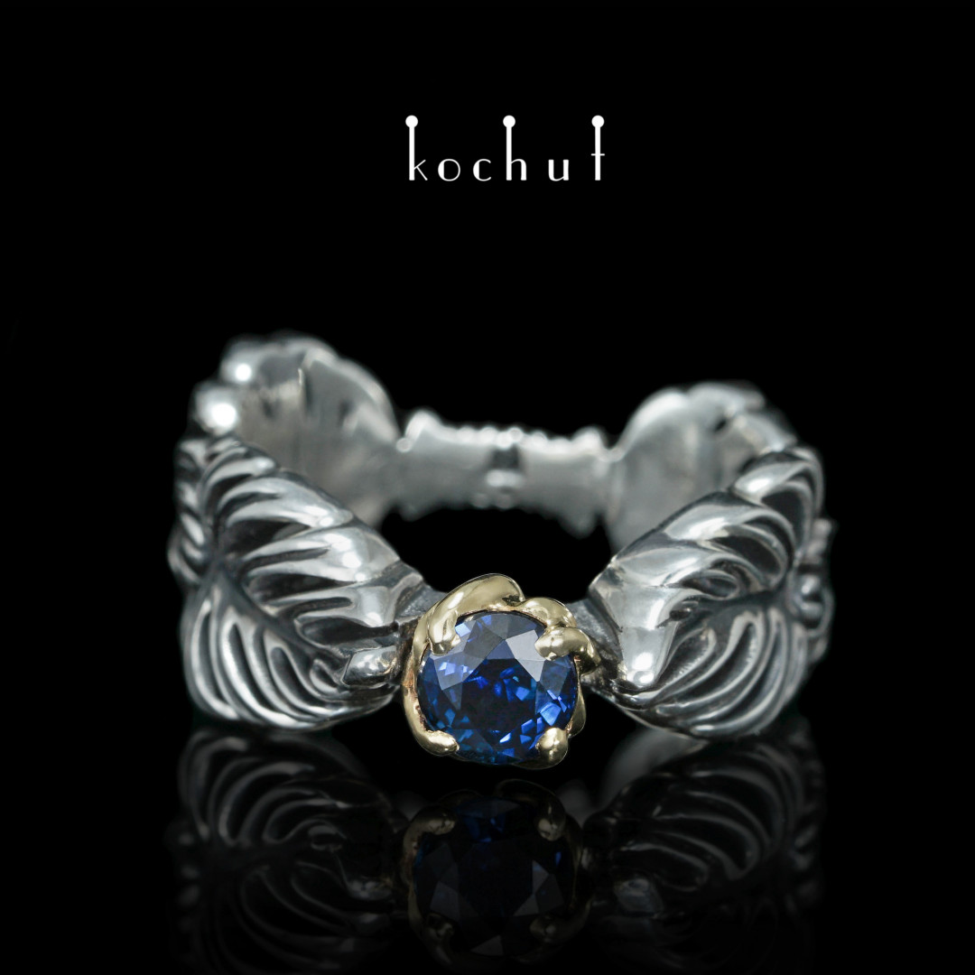 Ring «Embracing of the liana». Yellow gold, silver, sapphire, oxidized
