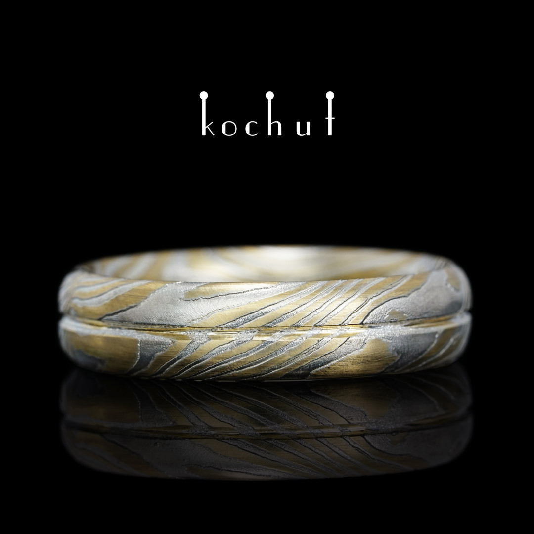 Mokume wedding ring «Axis of love». Yellow gold, etched silver