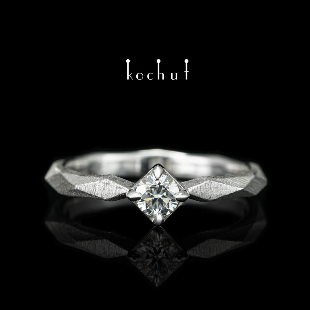 Engagement ring «My Queen». White gold, diamond, white rhodium