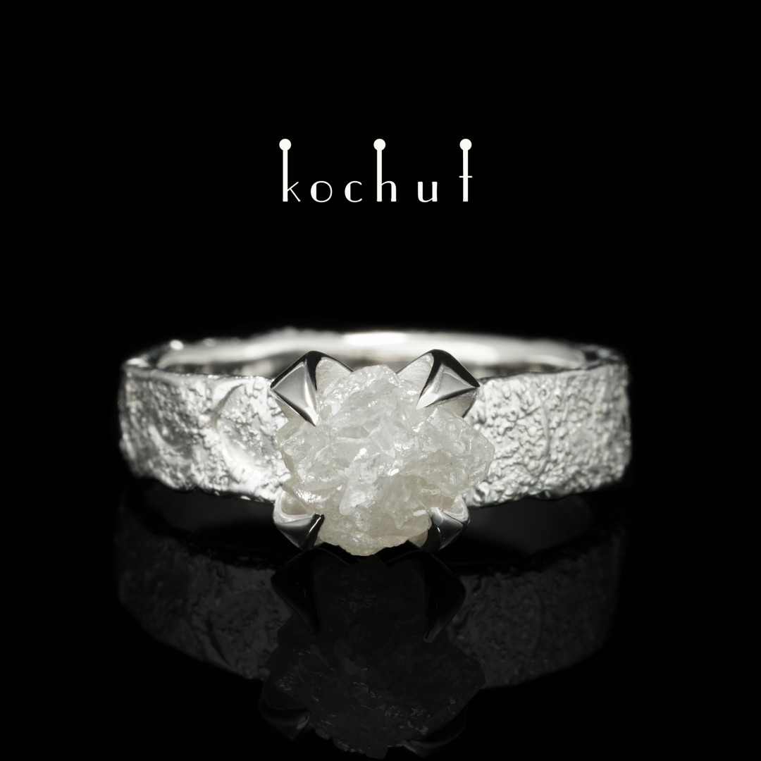 Ring «Delicate flower». White gold, diamond, white rhodium
