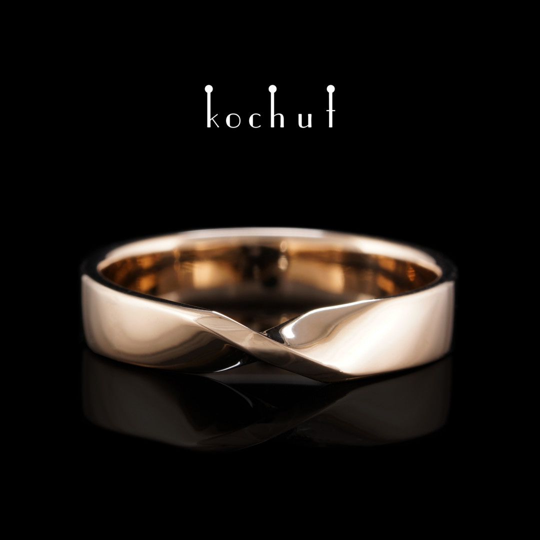 Wide wedding ring «The Mobius ribbon». Red gold
