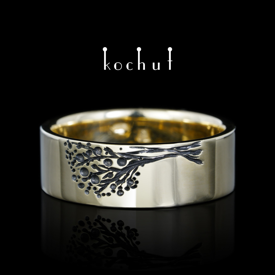 Flat-shaped wedding ring «Tree of life: halves». Yellow gold, black rhodium