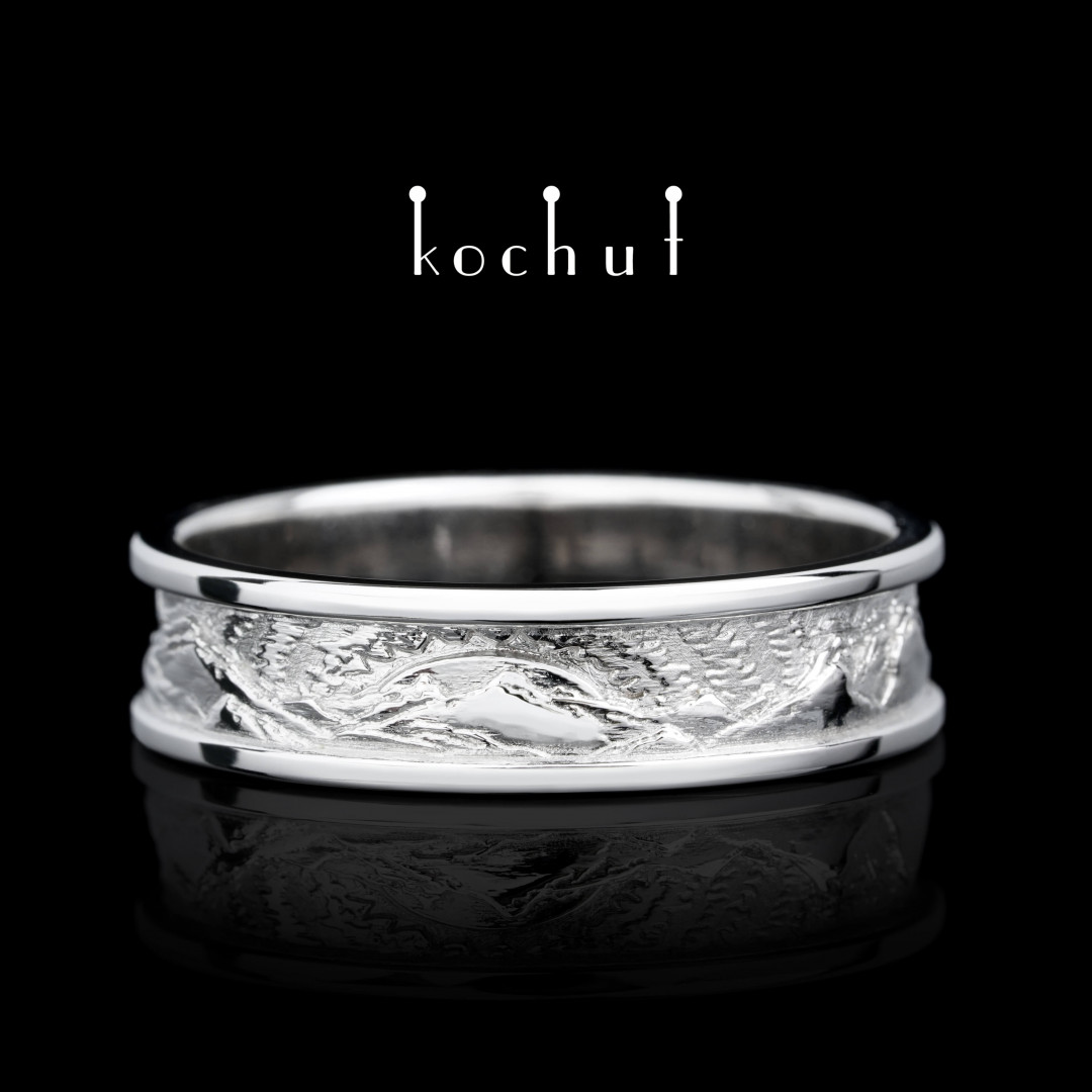 Wedding ring "Peaks of Love: the sun and the moon". White gold, white rhodium
