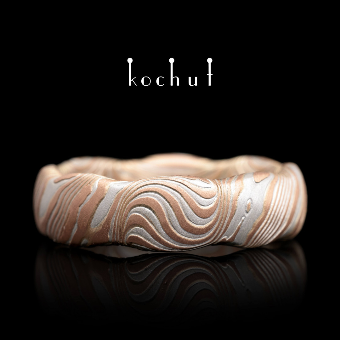 Seamles wedding ring mokume «Waves». Red gold, etched silver