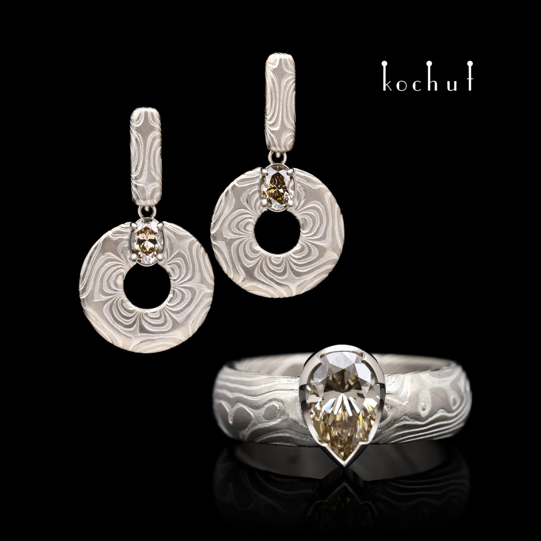 Mokume jewellery set «Precious Astrolabe». Palladium gold, etched silver, diamonds