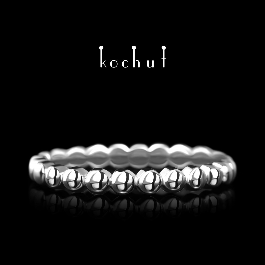 Ring «Harmony». White gold, white rhodium
