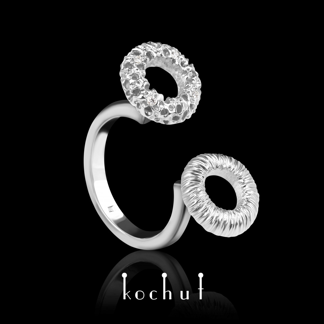 Ring «Space mirage». White gold, diamonds, white rhodium