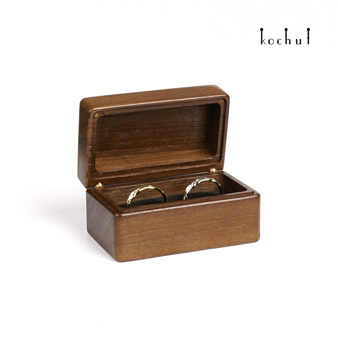 Rectangular jewellery box «The muse». European walnut, oil